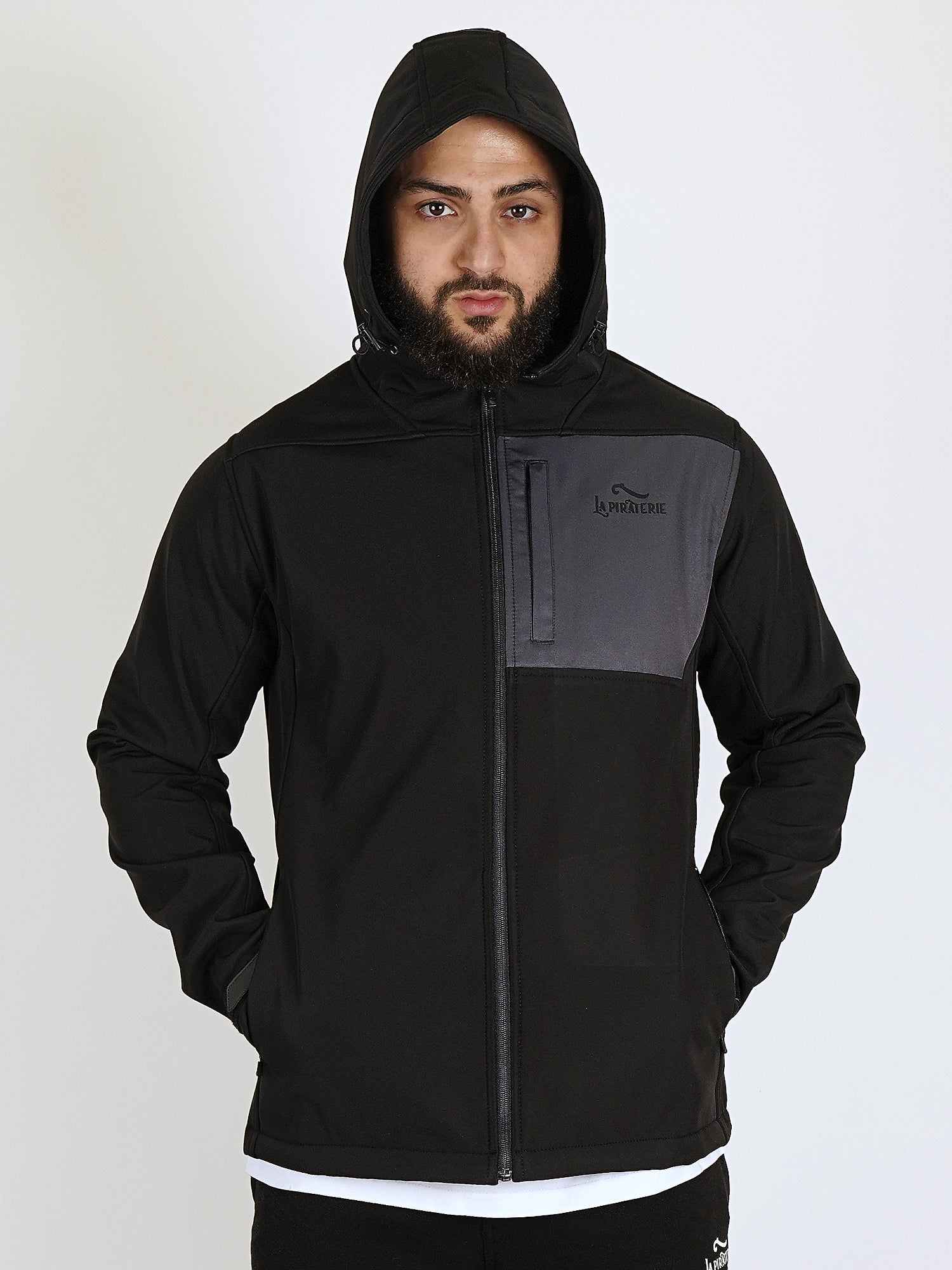 La Piraterie VesteTech