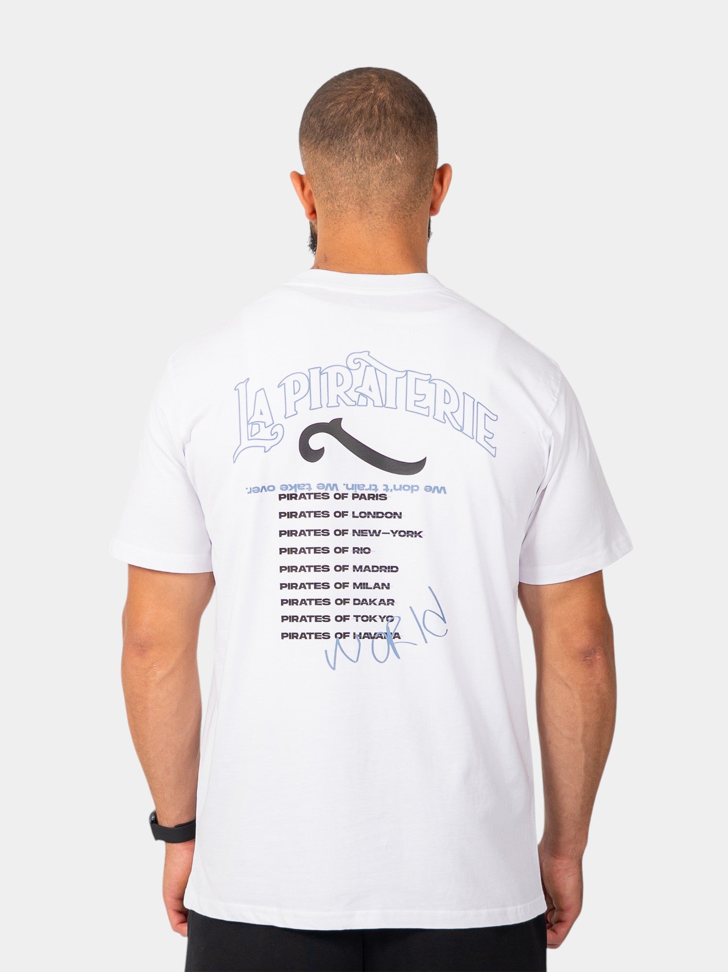 T-shirt World
