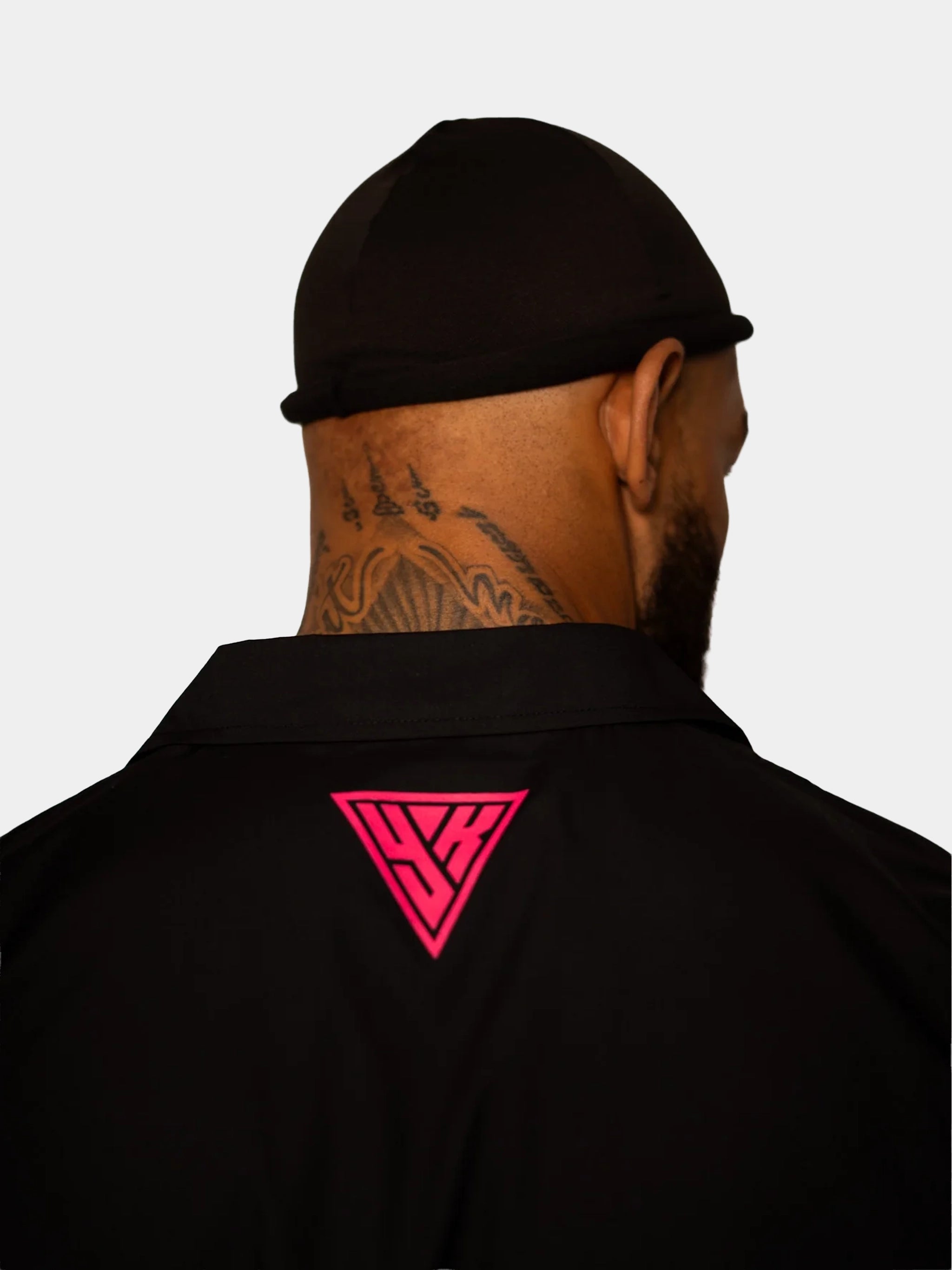 Survêtement LPR x YK La Piraterie – veste zippée et pantalon noir chiné, broderies ton sur ton et doublure all over, style urbain premium