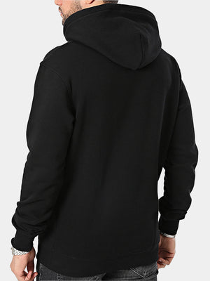 Hoodie noir La Piraterie – détails vert néon, coupe droite avec capuche et poche kangourou