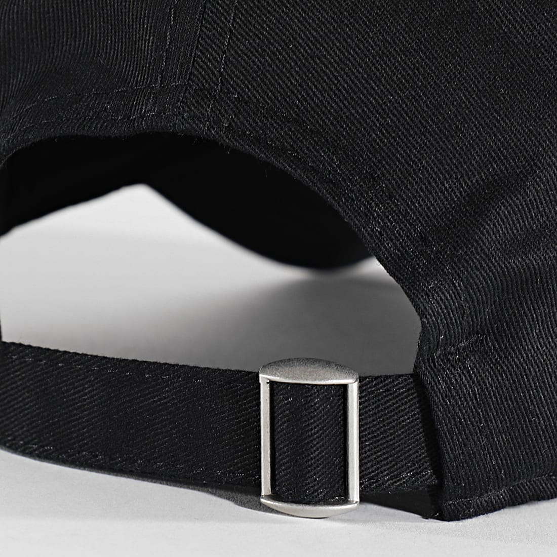 PIRATERIE WHITE WAVE CAP