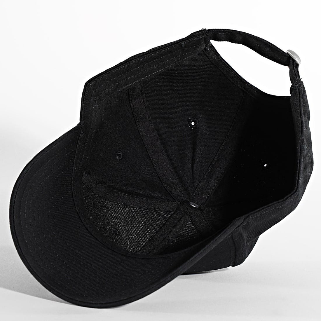 PIRATERIE BLACK WAVE CAP